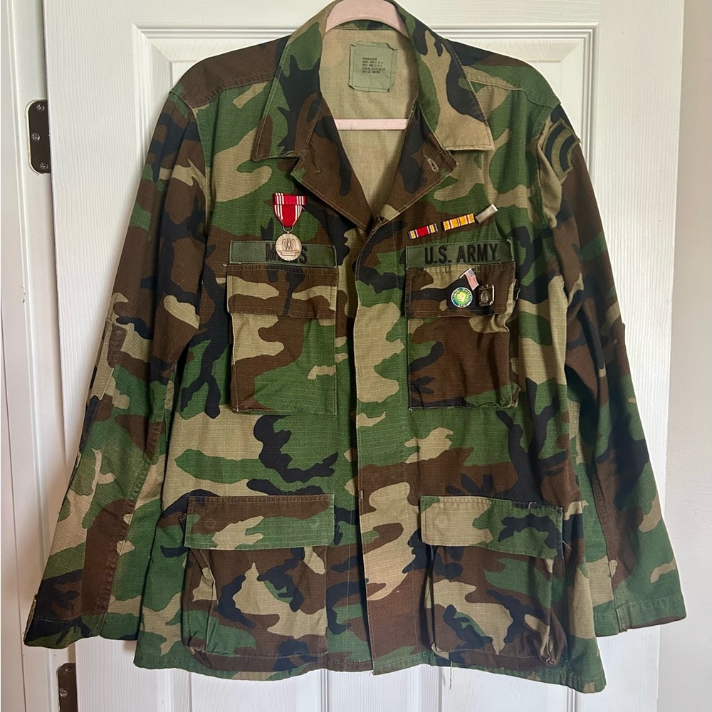 Camouflage 100% Cotton Army Military Combat Jacket With Medals Size Medium